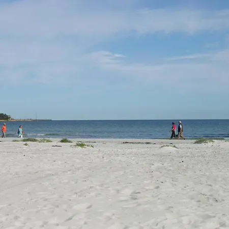 3 Bedroom Beautiful In Nexo Holiday home Spidsegard